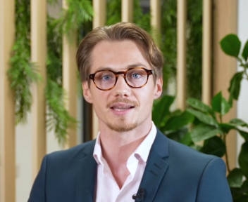 Alexandre, consultant en recrutement